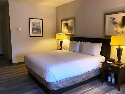 Hotel Marguerite South Anaheim - Garden Grove, Trademark Collection By Wyndham 3*,