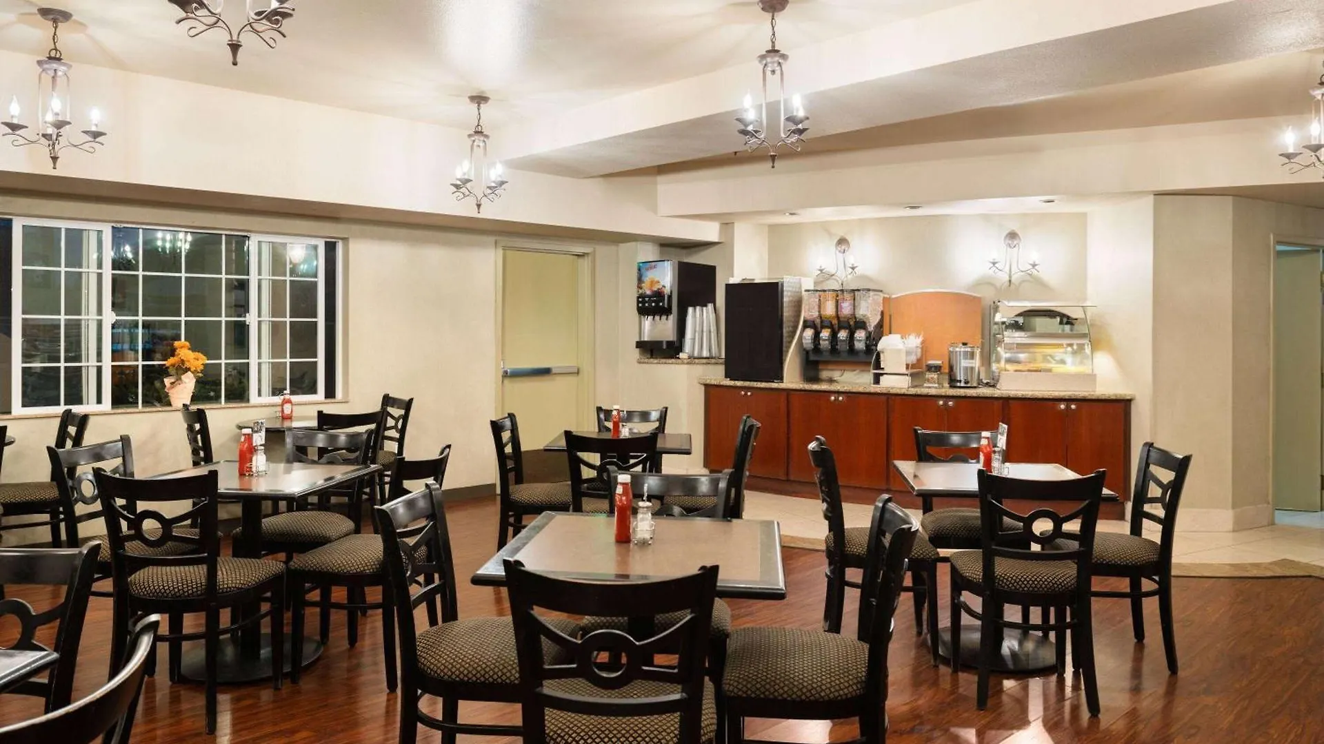 Hotel Marguerite South Anaheim - Garden Grove, Trademark Collection By Wyndham