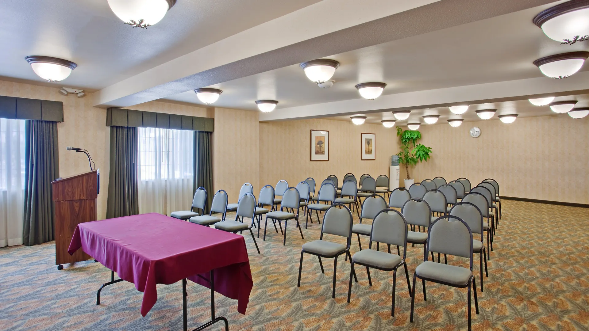 Hotel Marguerite South Anaheim - Garden Grove, Trademark Collection By Wyndham