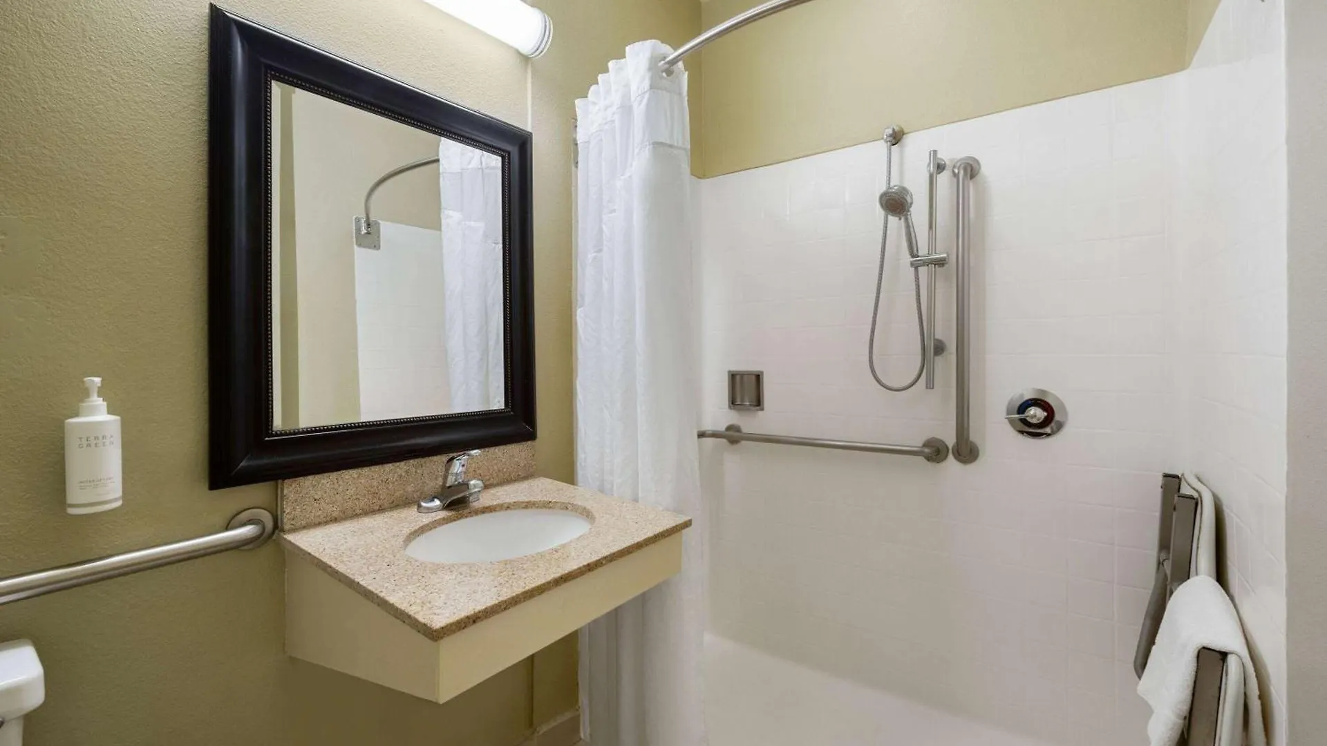Hotel Marguerite South Anaheim - Garden Grove, Trademark Collection By Wyndham 3*,
